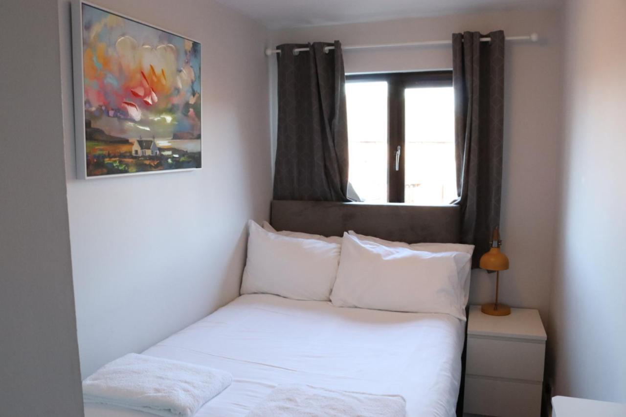 Garland Modern Apartment With Private Garden & Parking Dartford 5 Luaran gambar