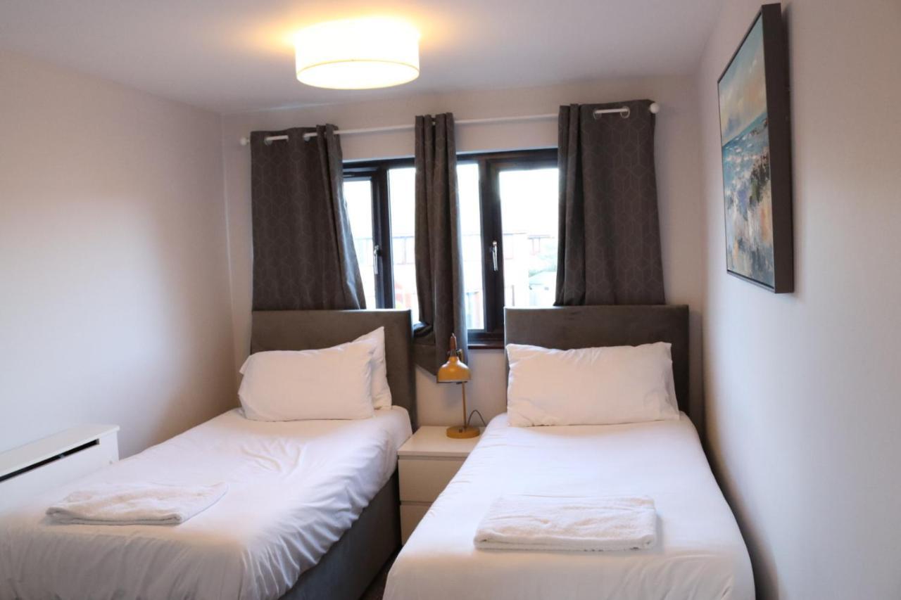 Garland Modern Apartment With Private Garden & Parking Dartford 5 Luaran gambar