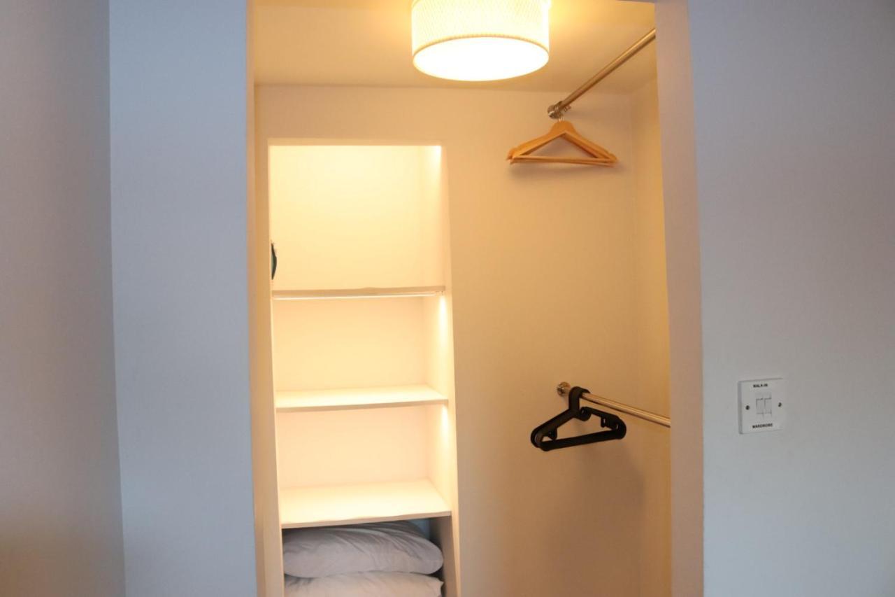 Garland Modern Apartment With Private Garden & Parking Dartford 5 Luaran gambar