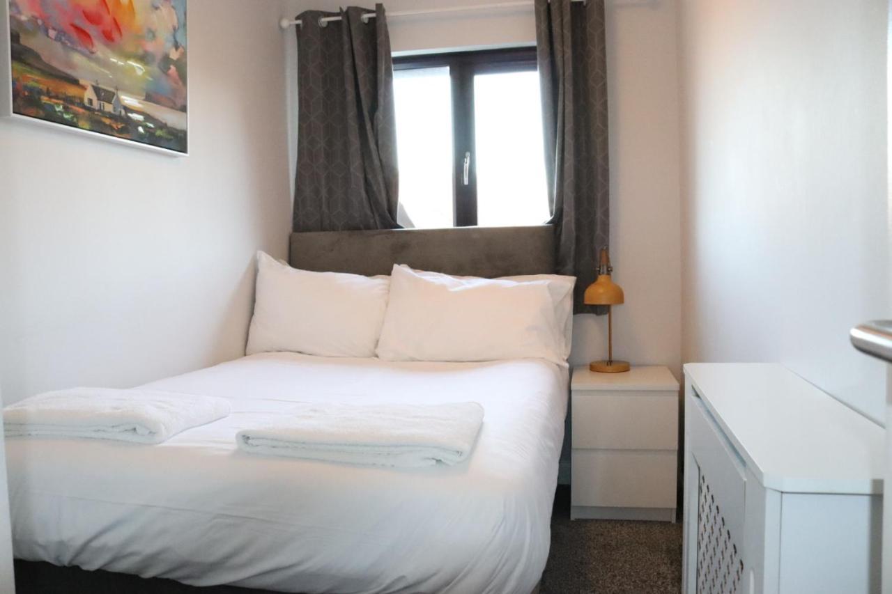 Garland Modern Apartment With Private Garden & Parking Dartford 5 Luaran gambar