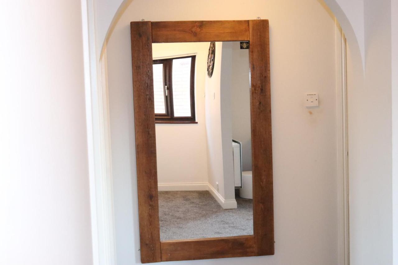 Garland Modern Apartment With Private Garden & Parking Dartford 5 Luaran gambar