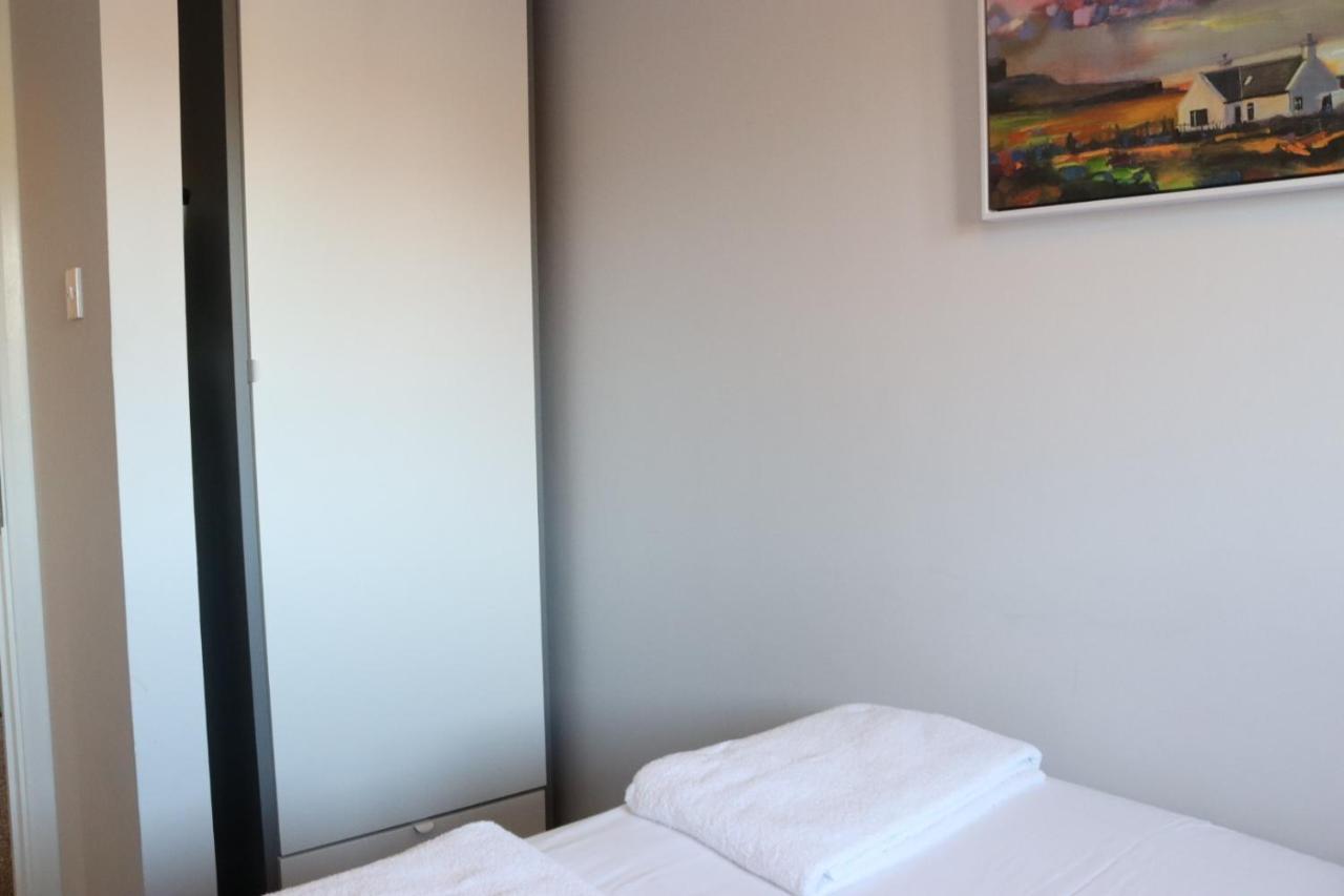 Garland Modern Apartment With Private Garden & Parking Dartford 5 Luaran gambar